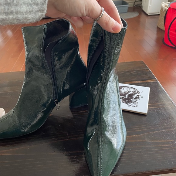 L’Intervalle Boots - Picture 2 of 4